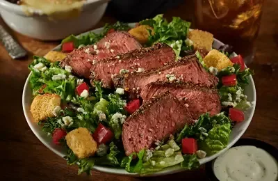 7-Pepper Sirloin Lunch Salad